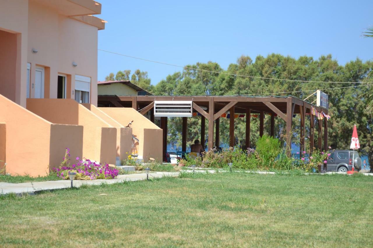 To Akrogiali Fanes  Exterior photo